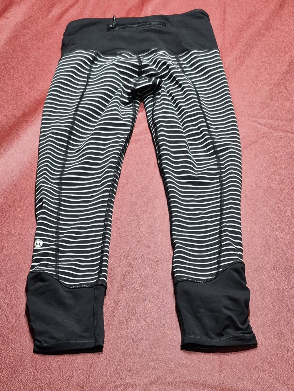 Lululemon Runday Crop Leggings Black White Striped